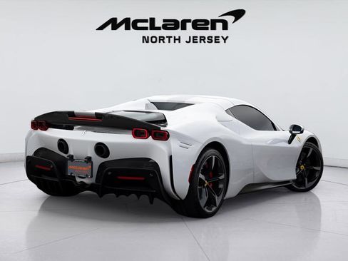 Used 2022 Ferrari SF90 Spider AWD/4WD image 10