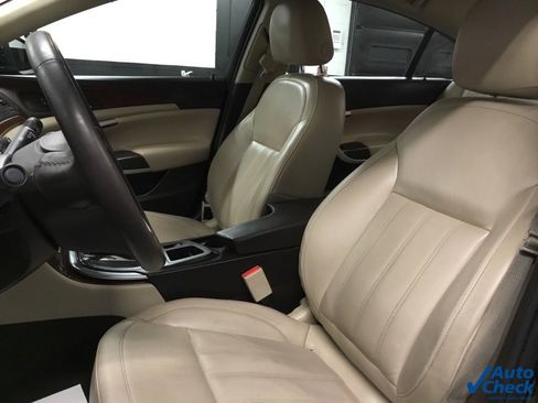 Used 2017 Buick Regal Premium w/ Driver Confidence Package #1 image 25