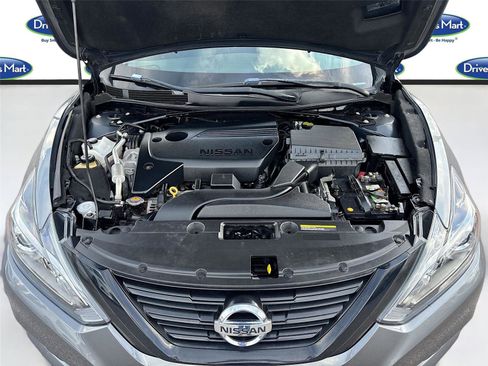 Used 2018 Nissan Altima 2.5 SR w/ SR Midnight Edition image 30