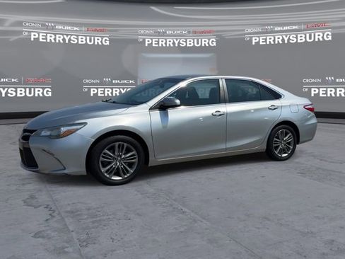 Used 2016 Toyota Camry SE FWD image 4