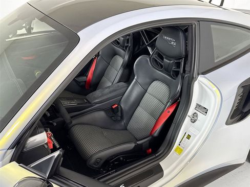 Used 2019 Porsche 911 GT3 RS w/ Weissach Package RWD image 14