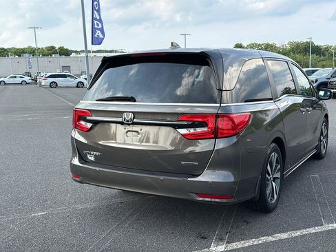 Used 2023 Honda Odyssey Touring image 6
