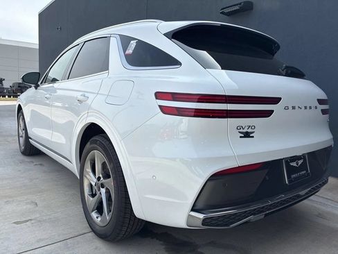 New 2026 Genesis GV70 2.5T AWD/4WD image 6