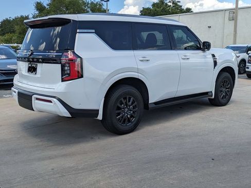 Used 2026 Nissan Armada SV AWD/4WD image 6