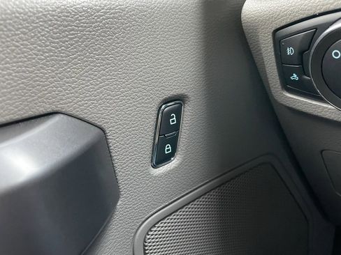 Used 2021 Ford F350 XLT w/ XLT Premium Package image 26