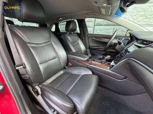 Used 2013 Cadillac XTS Premium image 38