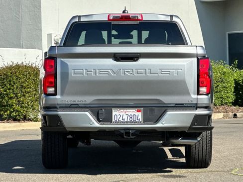 Used 2024 Chevrolet Colorado LT w/ LT Convenience Package III image 8