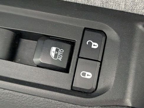 Certified 2023 Jeep Compass Sport AWD/4WD image 32