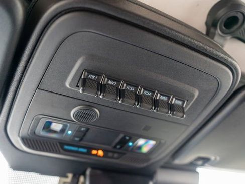 New 2025 Ford Bronco Raptor w/ Interior Carbon Fiber Pack AWD/4WD image 28