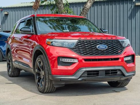 Used 2022 Ford Explorer ST w/ Equipment Group 401A AWD/4WD image 8
