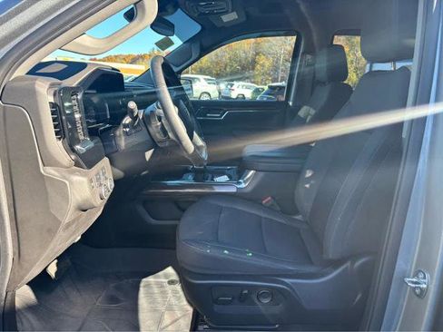 Used 2024 Chevrolet Silverado 1500 RST w/ Protection Package image 17