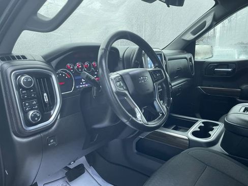 Used 2021 Chevrolet Silverado 1500 LT Trail Boss w/ Bed Protection Package image 10