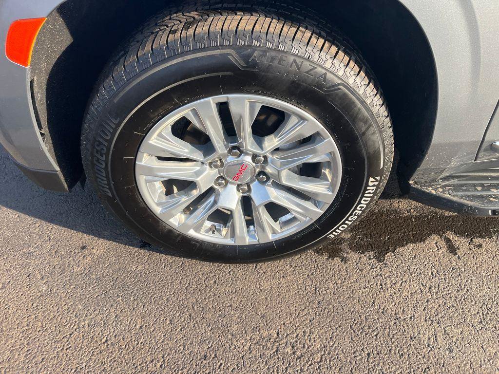 Used 2023 GMC Yukon Denali AWD/4WD image 38