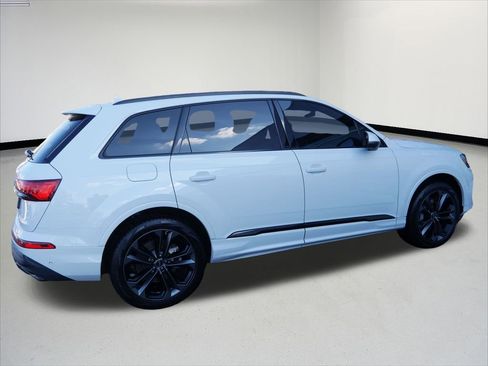 Used 2025 Audi Q7 3.0T Premium Plus image 6