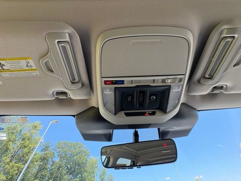 Certified 2024 Subaru Forester Touring AWD/4WD image 25