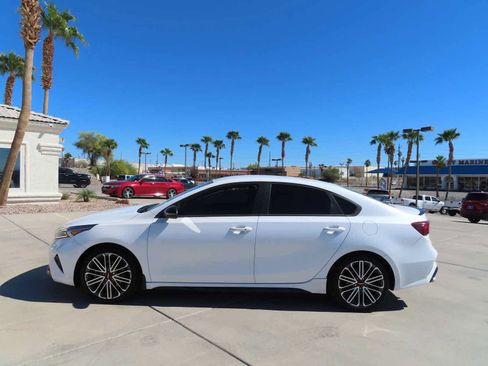 Used 2023 Kia Forte GT FWD image 4