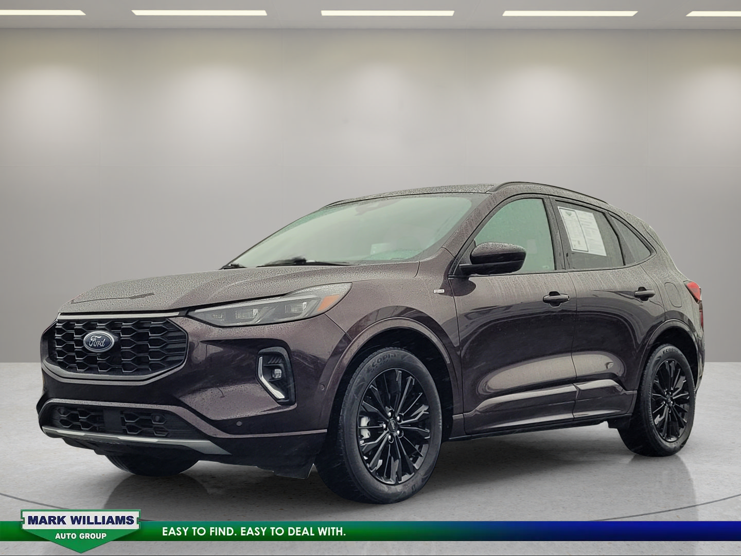 Certified 2023 Ford Escape ST-Line Elite w/ Premium Technology Package AWD/4WD image 8