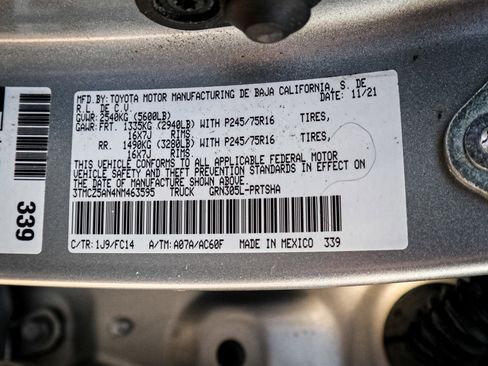 Used 2022 Toyota Tacoma SR5 image 33