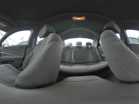 Used 2025 Hyundai Elantra SEL image 45