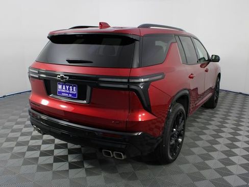 Used 2026 Chevrolet Traverse RS FWD image 30