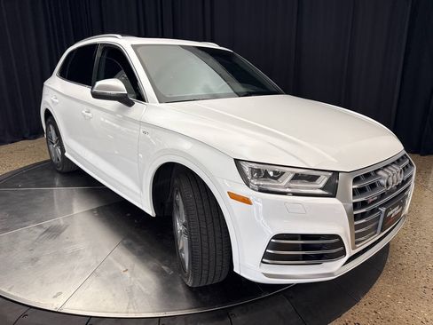 Used 2018 Audi SQ5 Prestige w/ Prestige Package AWD/4WD image 13