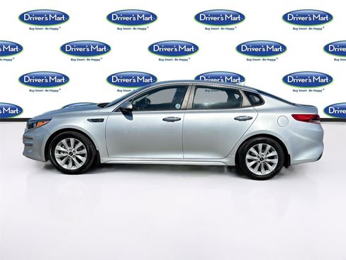 Used 2018 Kia Optima LX w/ Convenience Package image 4