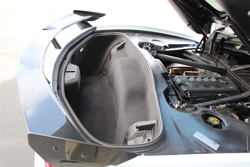 Used 2022 Chevrolet Corvette Stingray Preferred Cpe w/ Z51 Performance Package RWD image 30