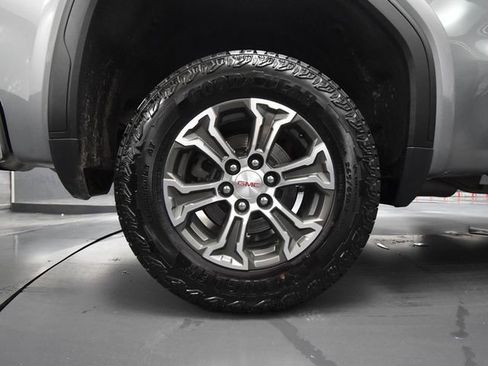 Used 2024 GMC Sierra 1500 SLE image 17