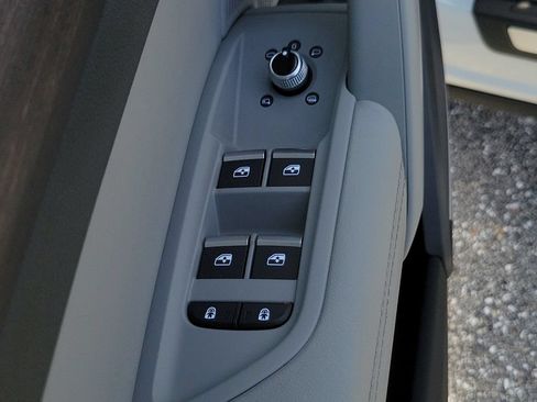 Certified 2023 Audi Q5 2.0T Premium Plus AWD/4WD image 21