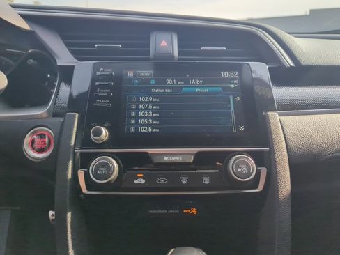 Used 2020 Honda Civic Sport image 16