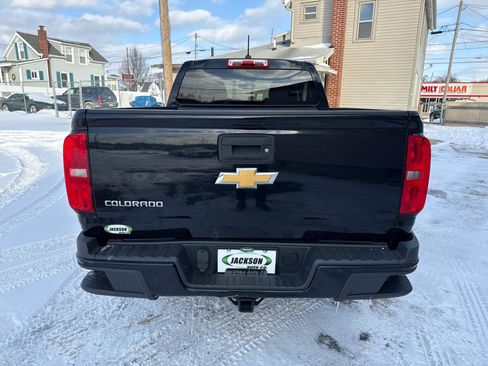 Used 2015 Chevrolet Colorado Z71 image 4