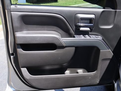 Used 2018 Chevrolet Silverado 1500 LT w/ All Star Edition AWD/4WD image 17
