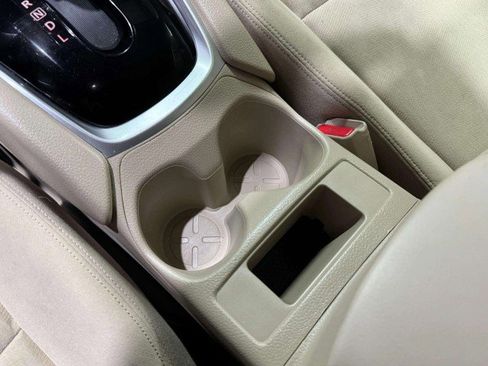 Used 2016 Nissan Rogue SV image 55