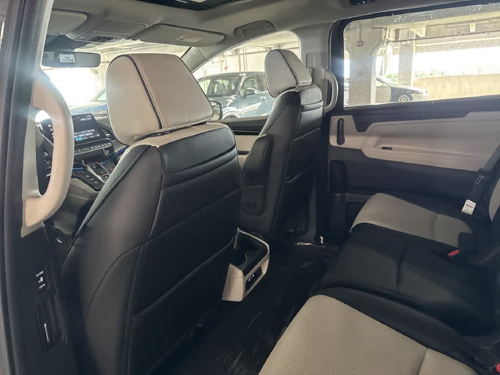 New 2027 Honda Odyssey Elite image 22