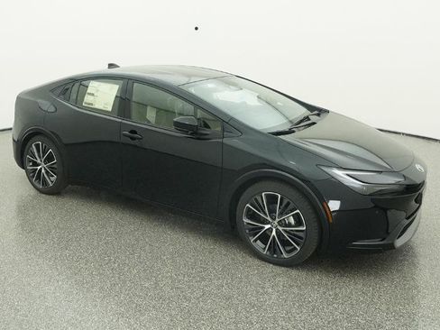 New 2026 Toyota Prius XLE FWD image 31
