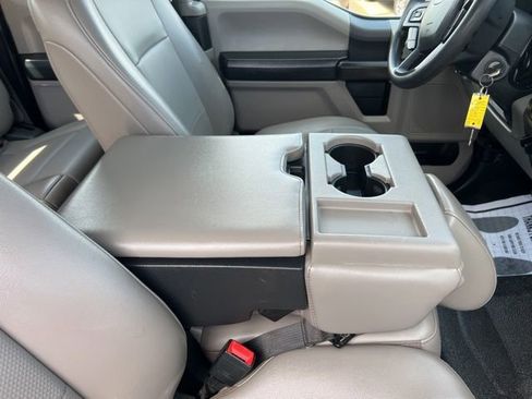 Used 2022 Ford F350 XL w/ Power Equipment Group image 38