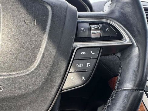 Used 2020 Lincoln Nautilus Reserve AWD/4WD image 12