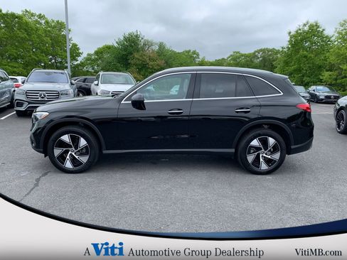 Used 2024 Mercedes-Benz GLC 300 4MATIC image 5