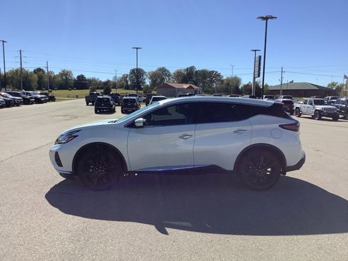 Used 2024 Nissan Murano SL image 4