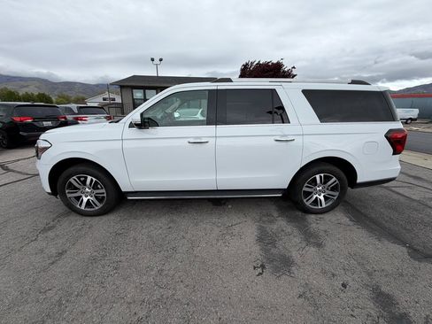 Used 2022 Ford Expedition Max Limited AWD/4WD image 8