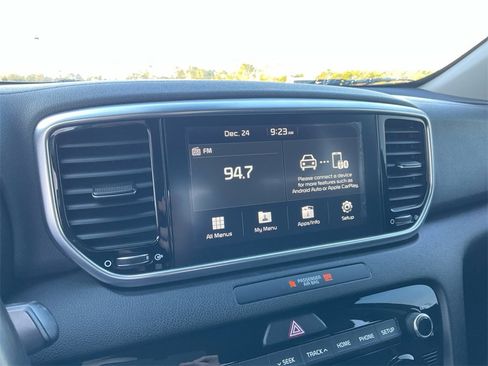 Used 2020 Kia Sportage EX image 21