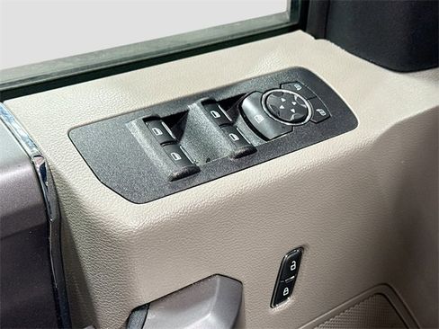 Used 2019 Ford F150 XLT w/ XTR Package image 19