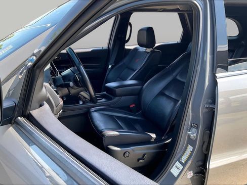 Used 2025 Dodge Durango GT AWD/4WD image 8