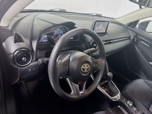 Used 2017 Toyota Yaris iA FWD image 9