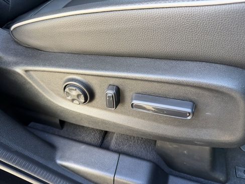 Used 2026 Honda Odyssey Touring image 40