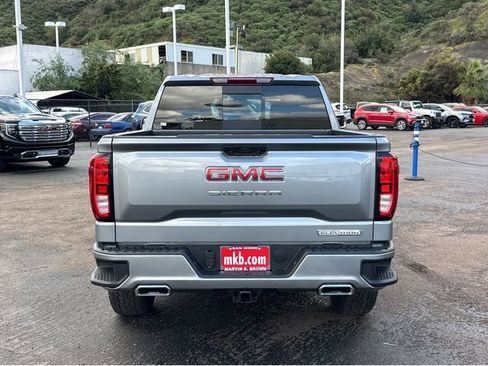 New 2026 GMC Sierra 1500 Elevation image 11