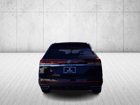 New 2026 Volkswagen Atlas SE image 6