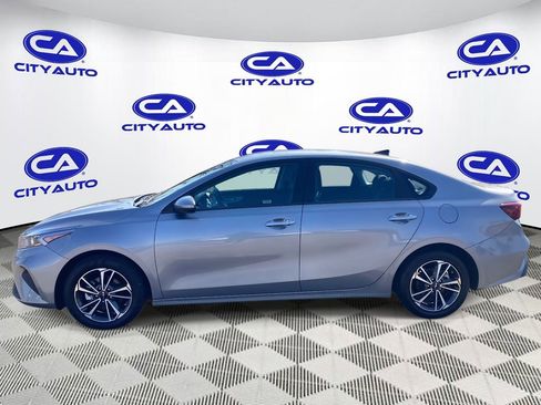 Used 2024 Kia Forte LXS image 6