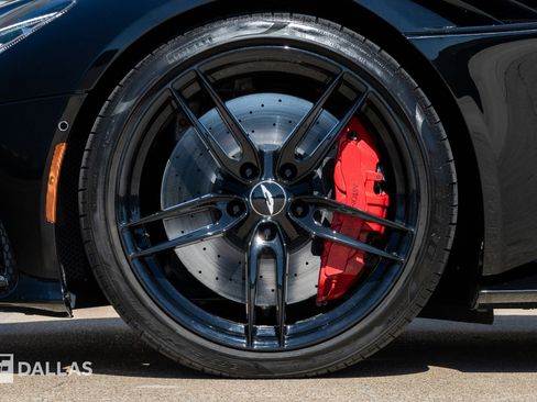 Used 2020 Aston Martin DBS Superleggera RWD image 8