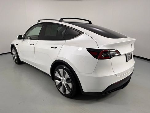 Used 2021 Tesla Model Y Long Range AWD/4WD image 7